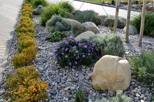 Decorative Rock Installation in Cleveland