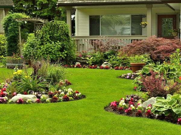 Flower Garden Planting in Cleveland